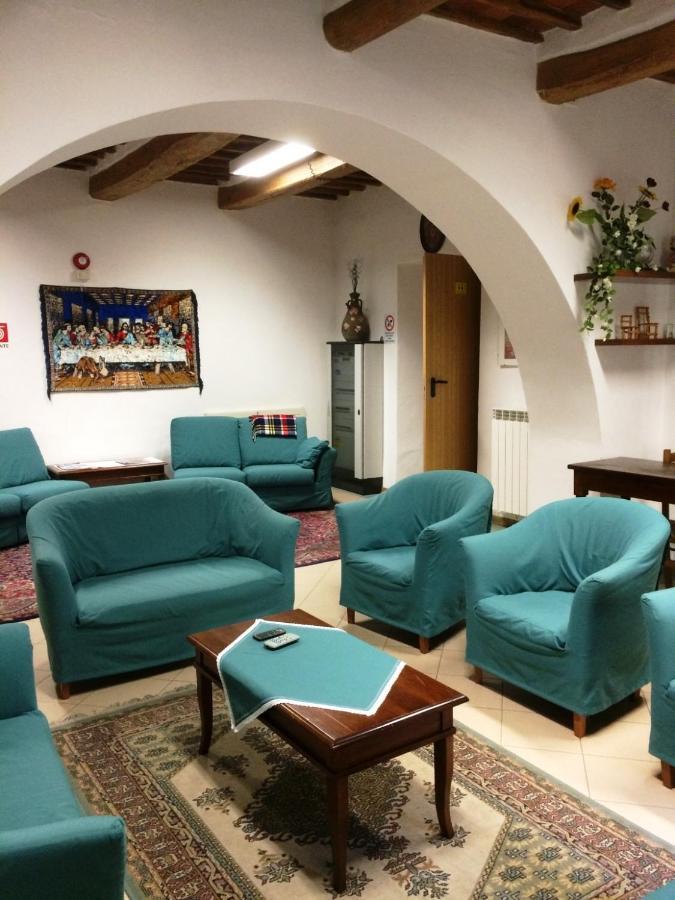 Hotel Residenza Pitigliano Gens Petilia - Nuova Gestione Exterior foto
