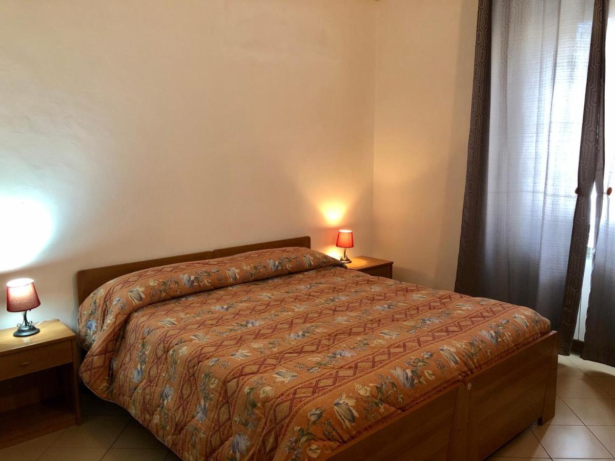 Hotel Residenza Pitigliano Gens Petilia - Nuova Gestione Exterior foto
